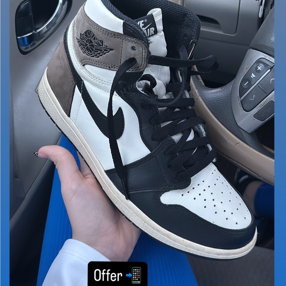 Jordan Other - Jordan 1 ‘Mocha’ High-Top - Black and White